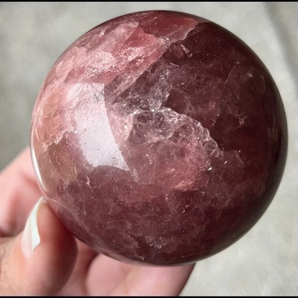 (RELISTED) Tanzberry Quartz Sphere - Picture 15 of 16